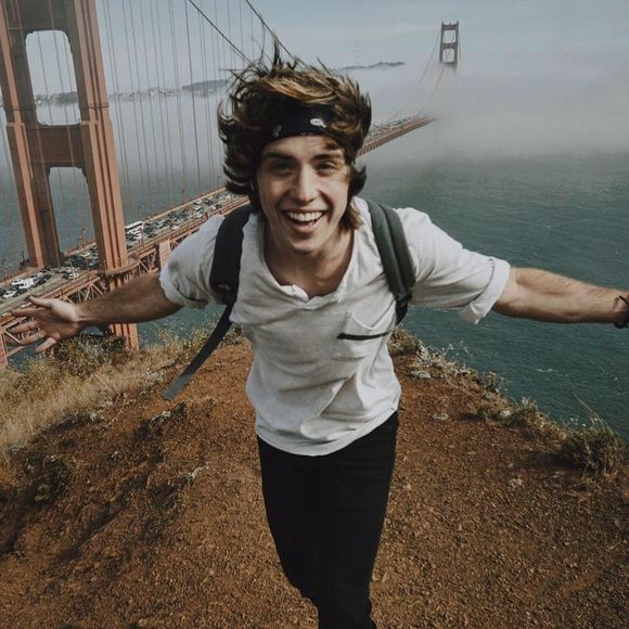 Meet your Posher, Brooks - Picture 1 of 1